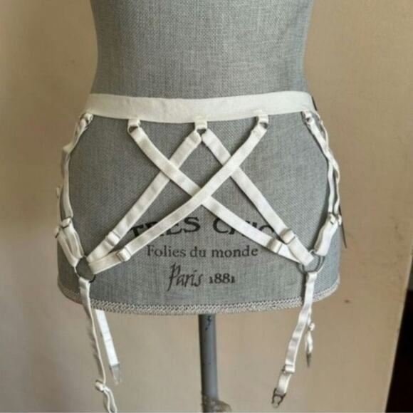 NEW Thistle & Spire Ivory White Strappy garter Belt XL - Picture 1 of 9